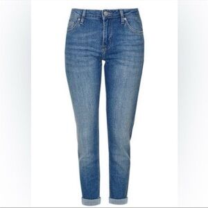 Topshop Medium Wash Mid Rise Slim Leg Lucas Jeans in Size 25